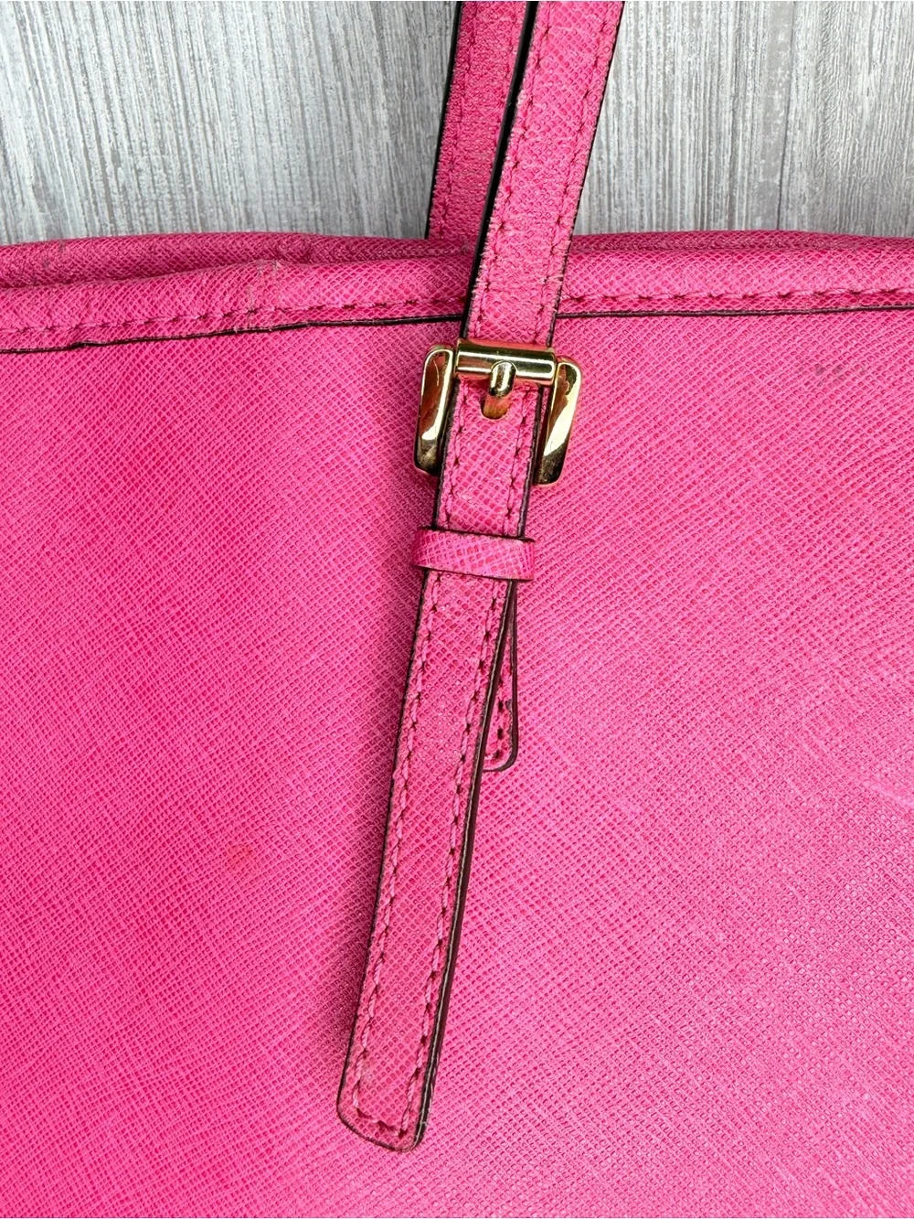 Vintage Michael Kors Jet Set Large Tote in Raspberry Pink Saffiano leather bag